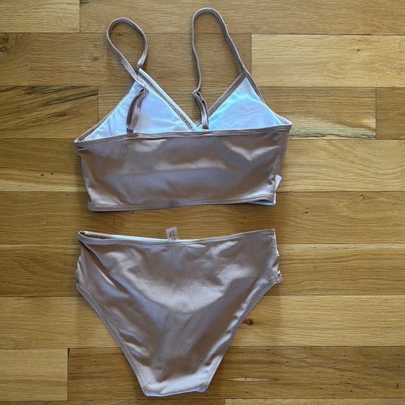 Two-Tone Bikini Set - Picture 7 of 7